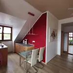 Und Auf Dem Pferdehof *