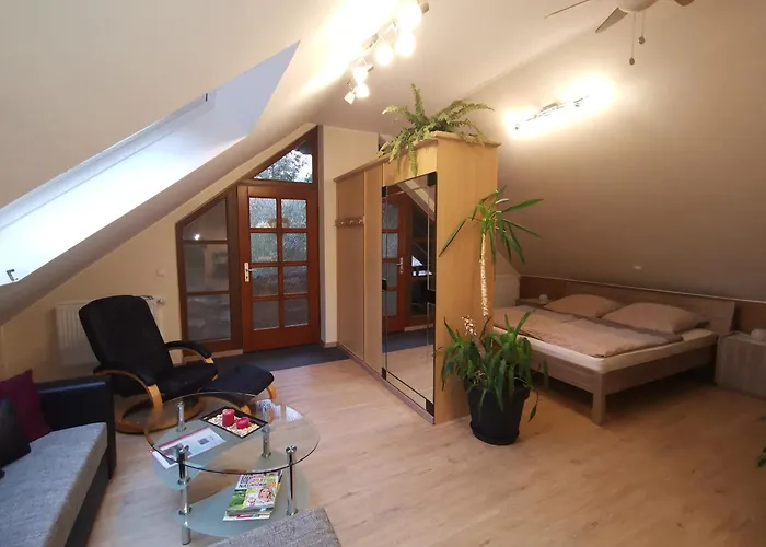 Apartment Und Auf Dem Pferdehof Burgpreppach