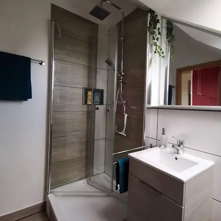 Und Auf Dem Pferdehof Apartamento
